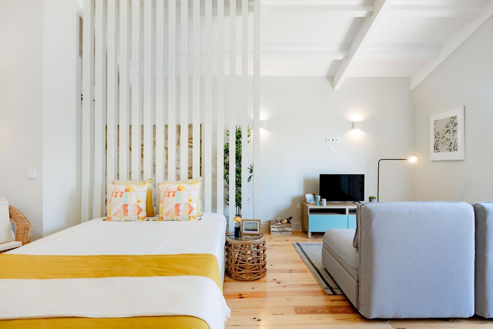 Downtown With Balcony Apartment Porto